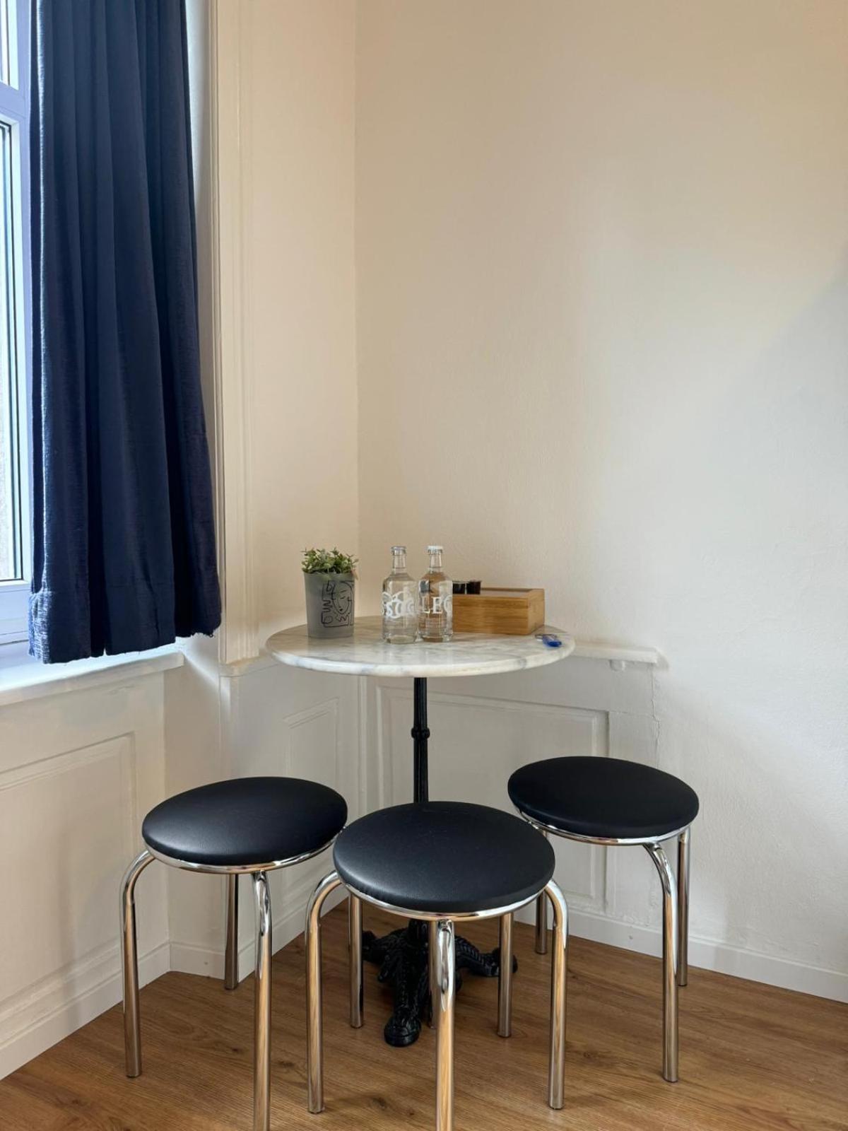 Haus Zum Ruetli Apartman Chur Szoba fotó