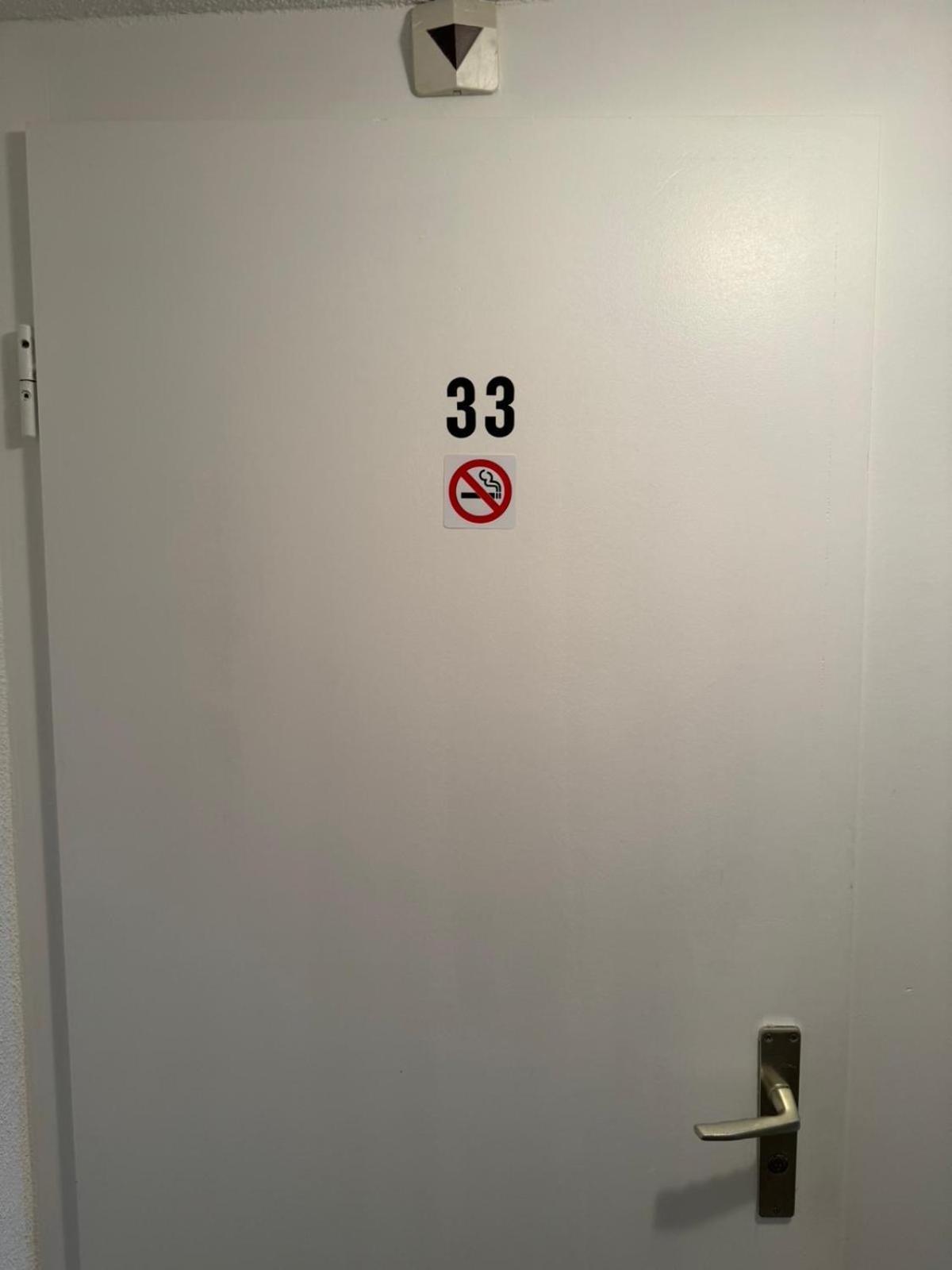 Haus Zum Ruetli Apartman Chur Szoba fotó